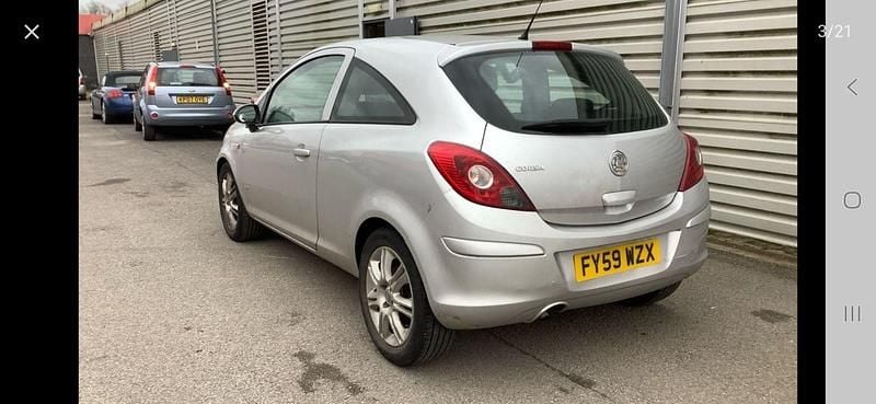 Used Vauxhall Corsa Club 89 HP (65 kW) 2009 Silver Hatchback