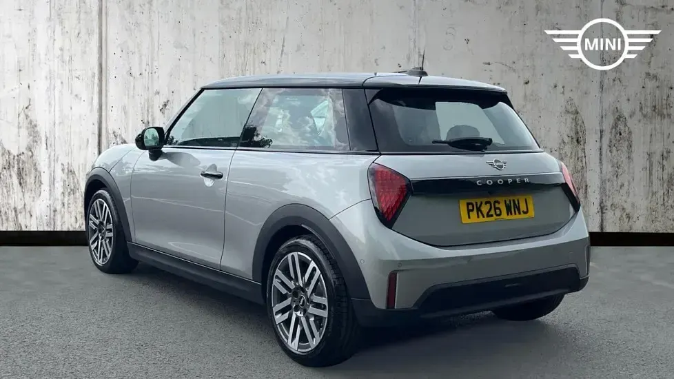 New Mini Cooper Hatch 113 kW (154 HP) 2026 Silver Hatchback