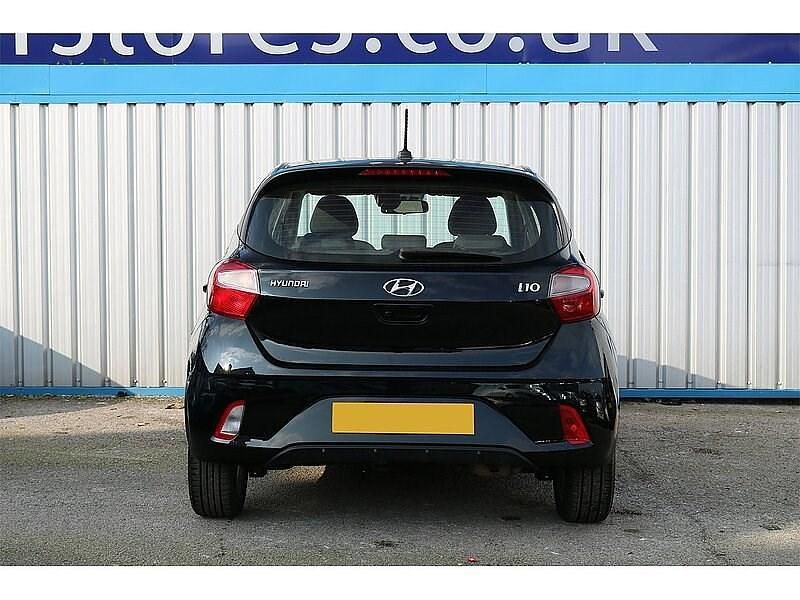 Used Hyundai i10 SE 67 HP (49 kW) 2021 Black Hatchback