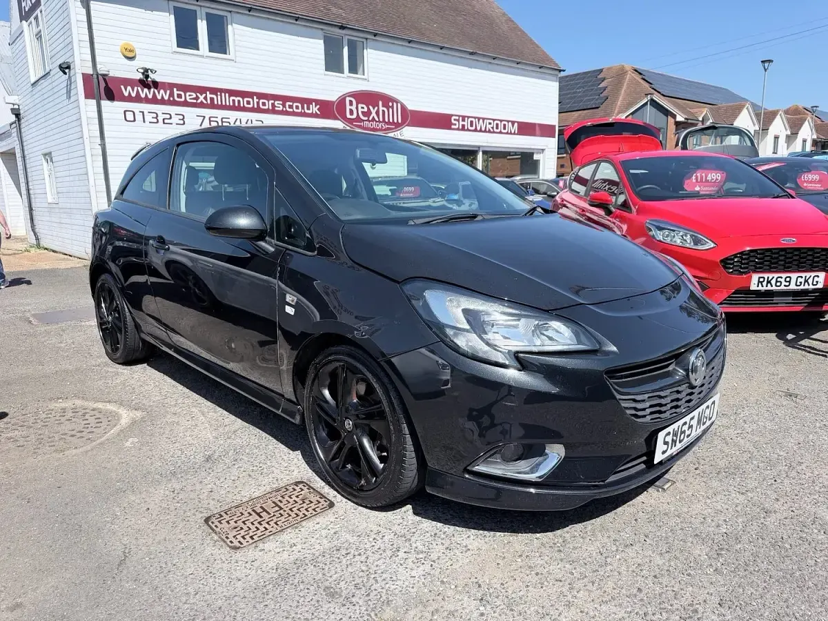 Used Vauxhall Corsa Edition 115 HP (84 kW) 2016 Black Hatchback