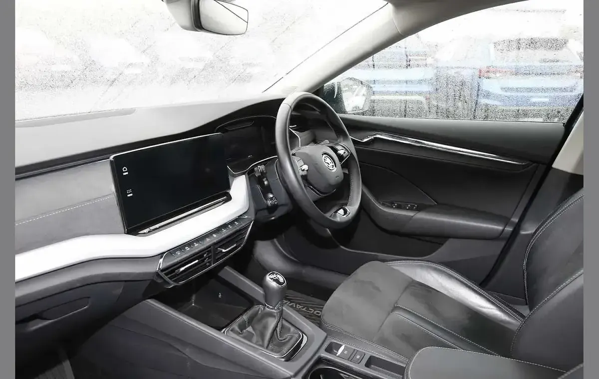 Begagnad Skoda Octavia SE L 150 HK (110 kW) 2022 Blå Halvkombi