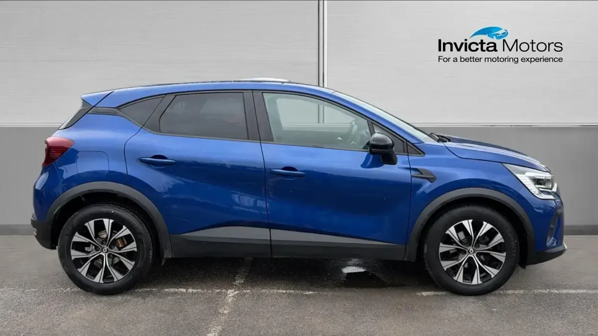 Usado Renault Captur Evolution 91 HP (66 kW) 2023 Azul SUV