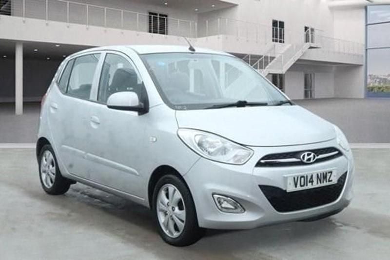 Used Hyundai i10 Active 85 HP (62 kW) 2014 Silver Hatchback