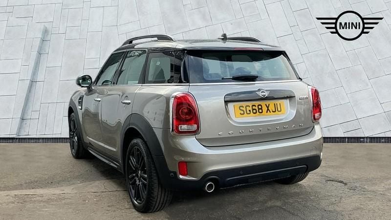 Used Mini Cooper Countryman 134 HP (98 kW) 2018 Silver SUV