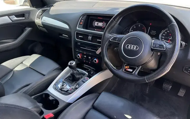 Used Audi Q5 S-line plus 177 HP (130 kW) 2014 White SUV