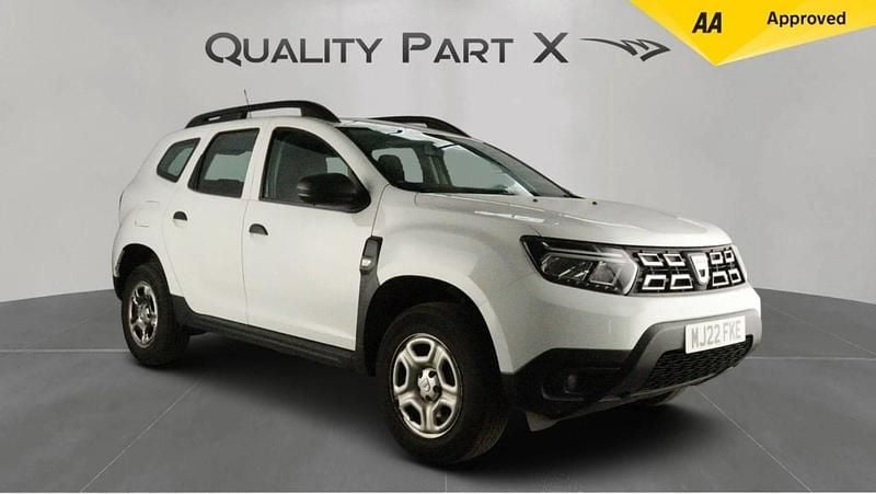 Used Dacia Duster Essentiel 91 HP (66 kW) 2022 White SUV