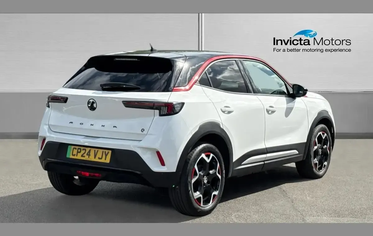 Used Vauxhall Mokka 100 kW (136 HP) 2024 White jade gloss SUV