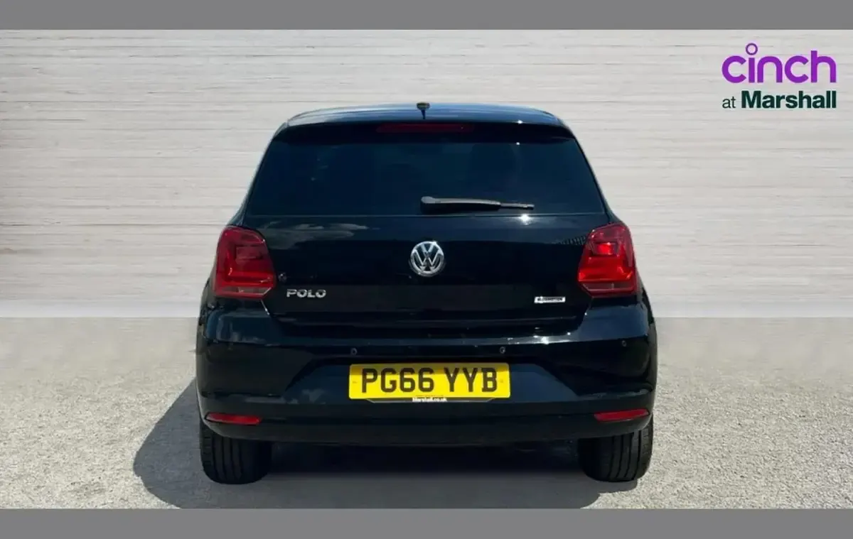 Used VW Polo Match 60 HP (44 kW) 2017 Black Hatchback