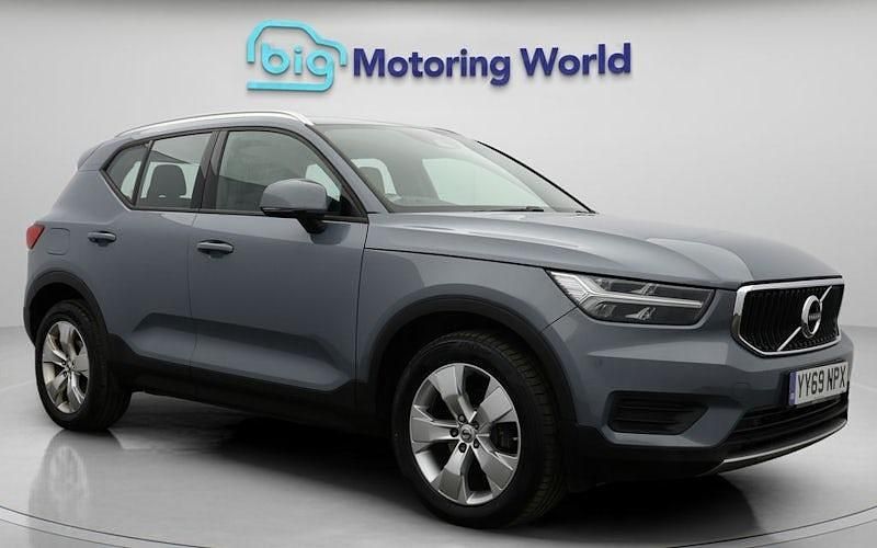 Used 2021 Volvo XC40 Momentum SUV | £16,200 (Fair price) - Image 1/4