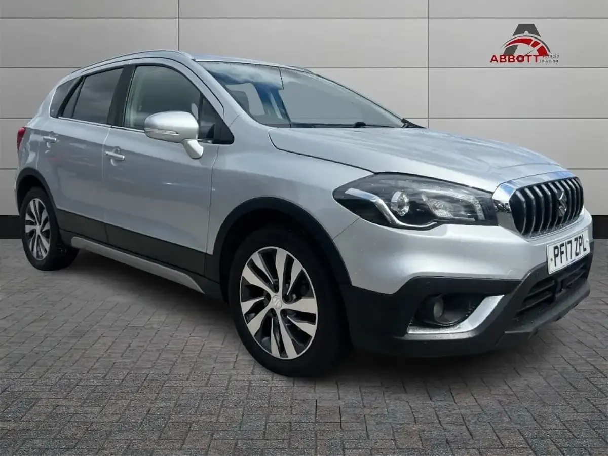 Used Suzuki SX4 SZ5 138 HP (101 kW) 2017 Silver Hatchback