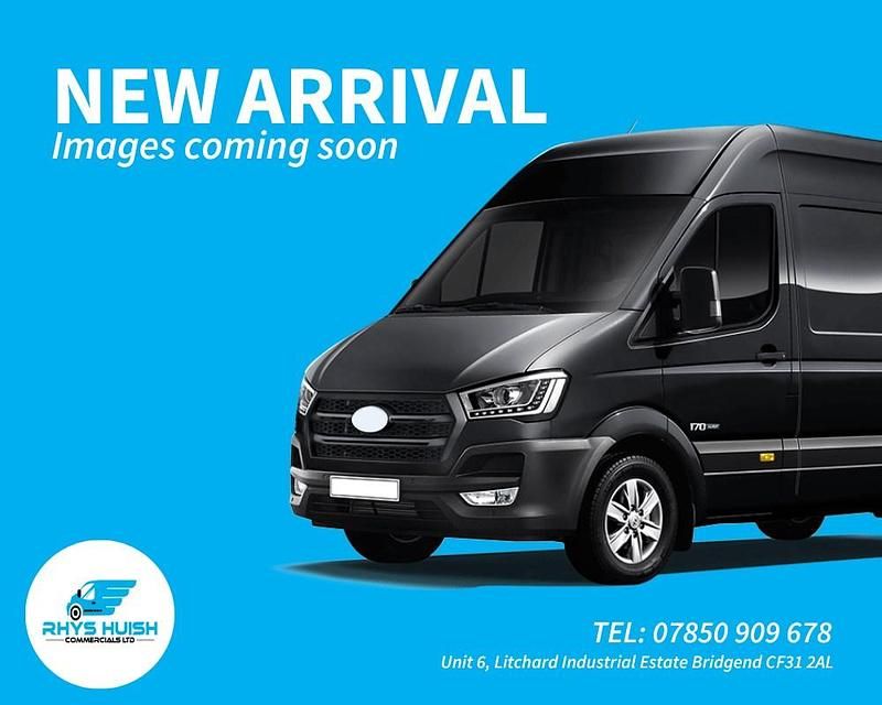 White Used 2016 Vauxhall Movano Van | £8,000 (Fair price) - Image 1/1