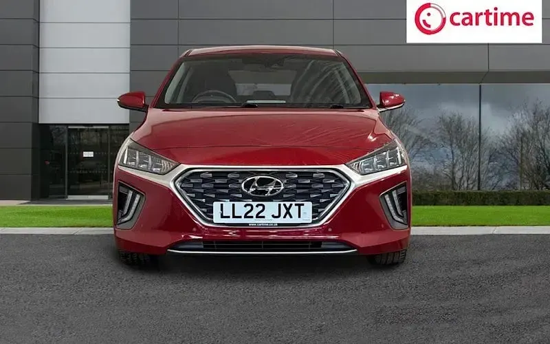 Used Hyundai Ioniq Premium SE 141 HP (103 kW) 2022 Red Hatchback