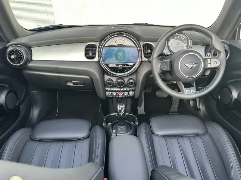Używany Mini Cooper S Cabriolet Exclusive 134 KM (98 kW) 2022 Niebieski Kabriolet