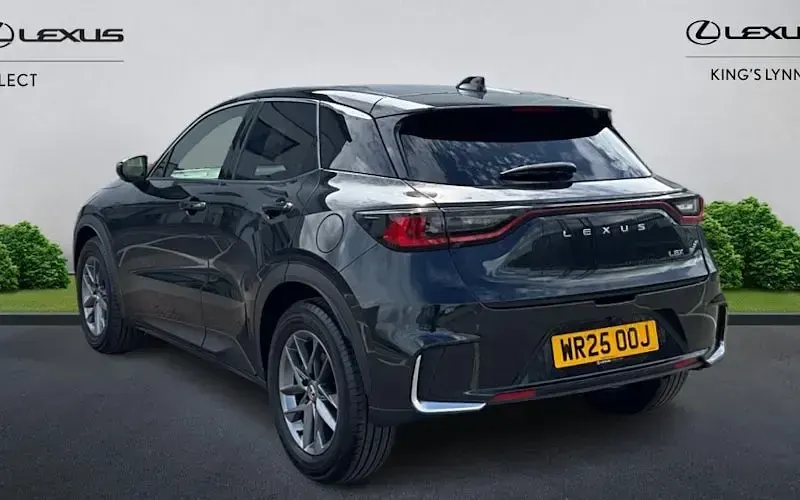 Used Lexus LBX 136 HP (100 kW) 2026 SUV