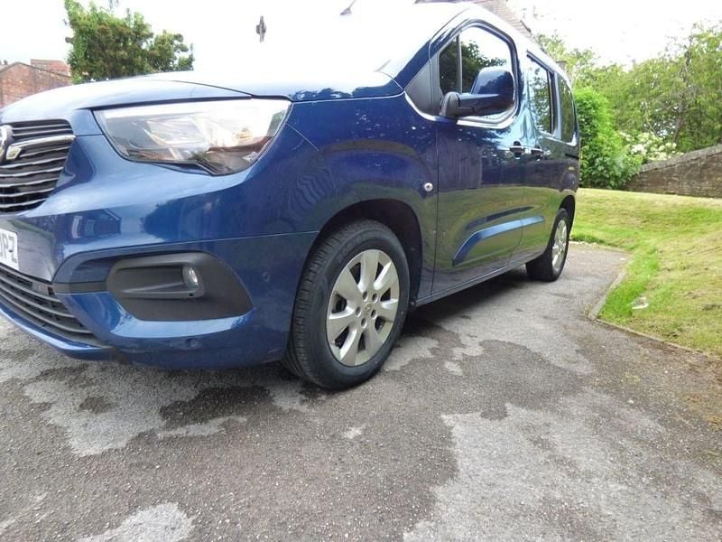 Used VW Tiguan S 115 HP (84 kW) 2017 Grey SUV