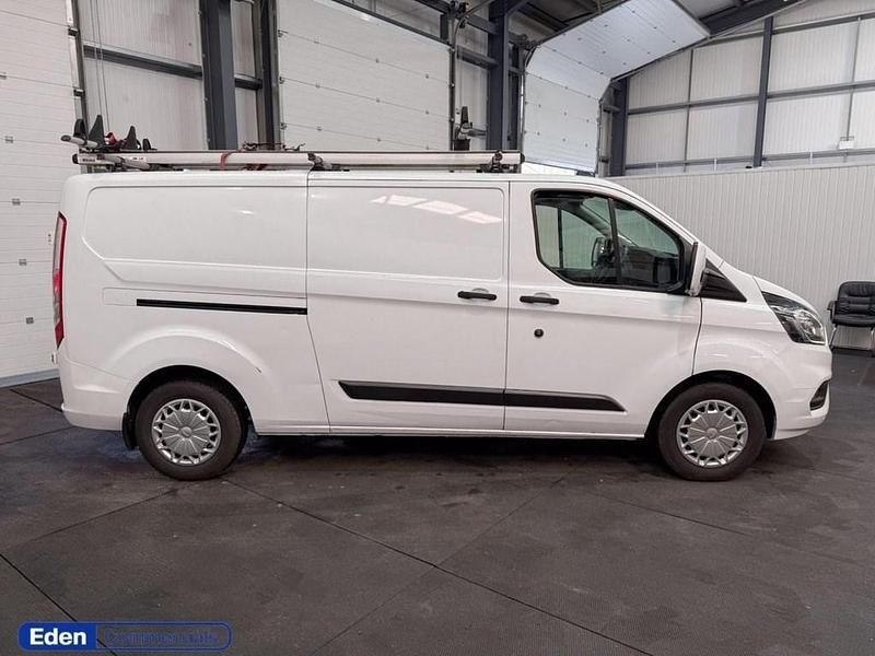 Used Ford Transit Custom Trend 105 HP (77 kW) 2020 White