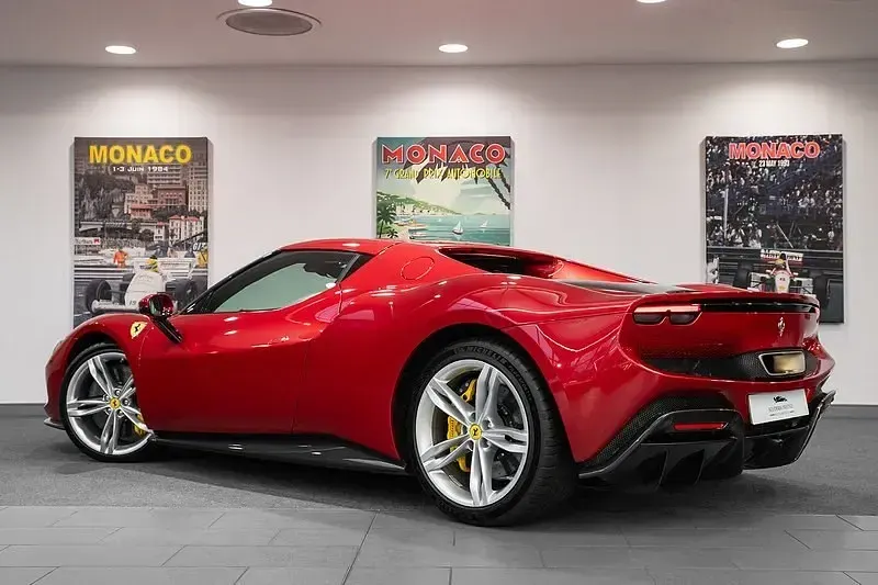 Used Ferrari 296 830 HP (610 kW) 2024 Red Coupe
