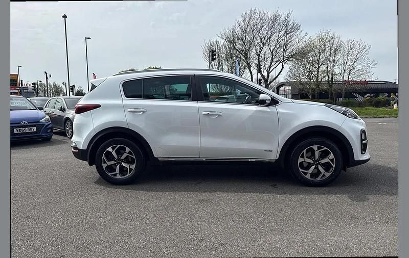 Used Kia Sportage 129 HP (94 kW) 2019 White SUV