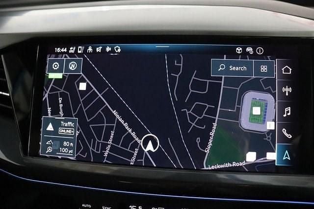 Used Audi Q4 Sportback e-tron Comfort 150 kW (204 HP) 2024 Grey SUV