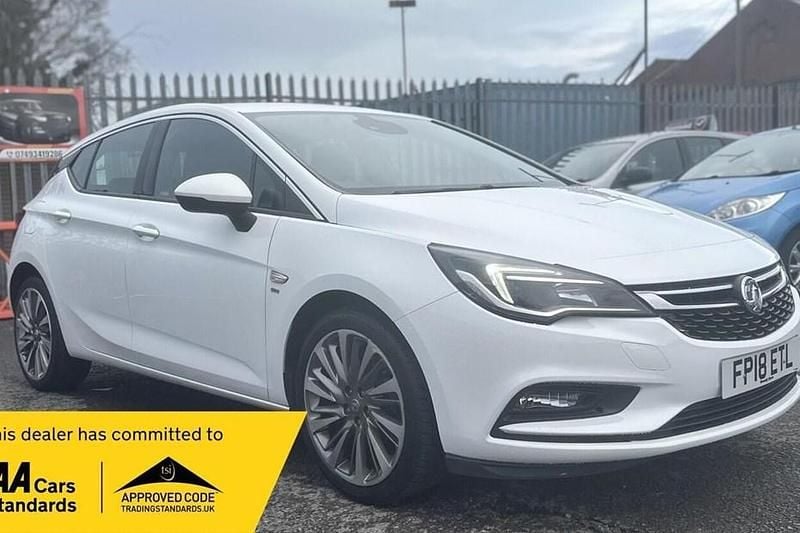 White Used 2018 Vauxhall Astra SRi Hatchback | £5,395 (Good price) - Image 1/1