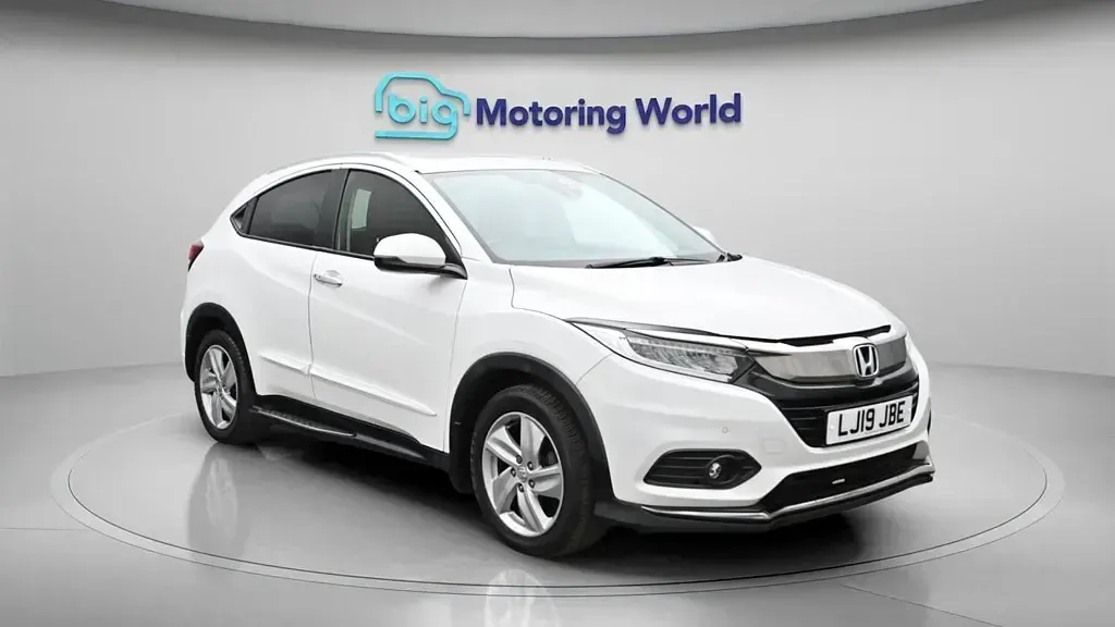Second-hand Honda HR-V EX 130 CP (95 kW) 2019 Alb SUV
