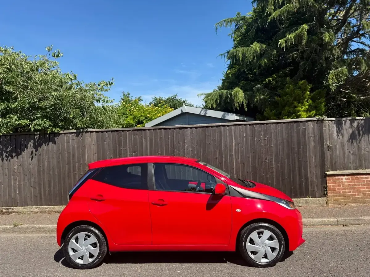 Used Toyota Aygo X-play 2015 Red Hatchback