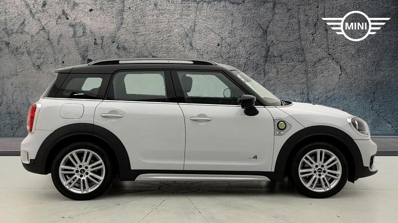 Used Mini Cooper S Countryman Exclusive 221 HP (162 kW) 2020 White SUV