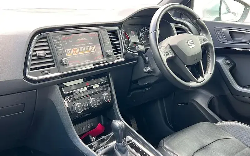 Begagnad Seat Ateca 4Drive 190 HK (139 kW) 2017 Silver SUV