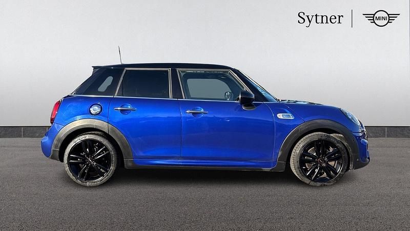Used Mini Cooper S Sport 192 HP (141 kW) 2019 Blue Hatchback