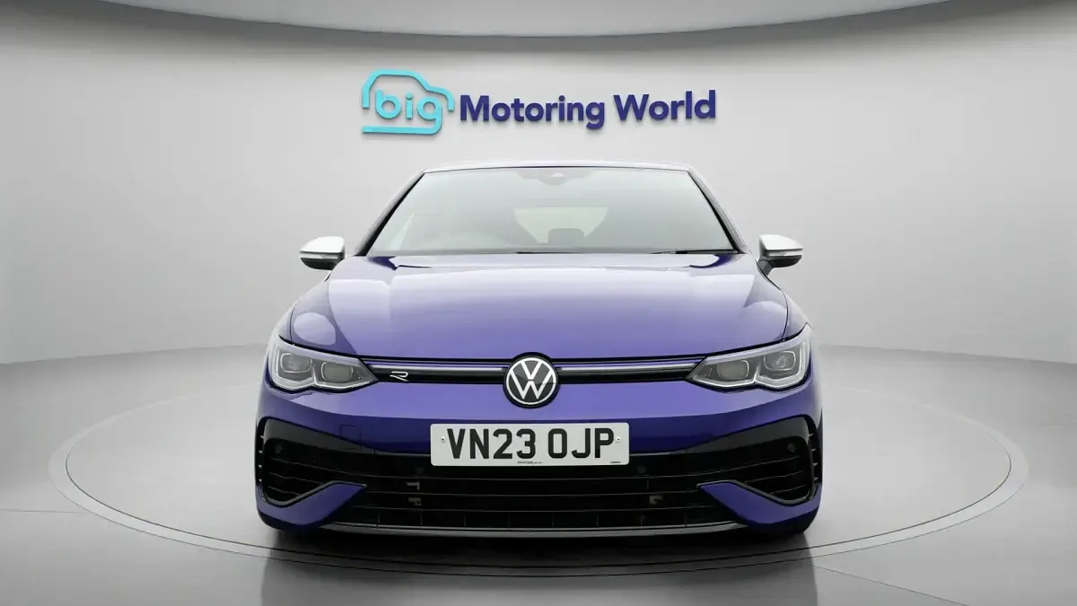 Used VW Golf VIII R 320 HP (235 kW) 2023 Blue Hatchback