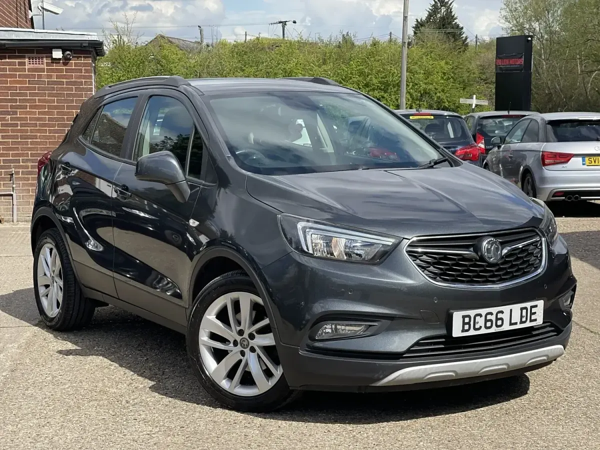 Used Vauxhall Mokka X Active 115 HP (84 kW) 2017 Grey SUV