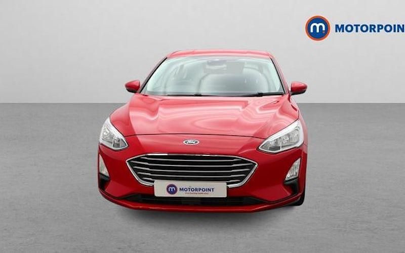 Used Ford Focus Zetec 125 HP (91 kW) 2019 Red Hatchback