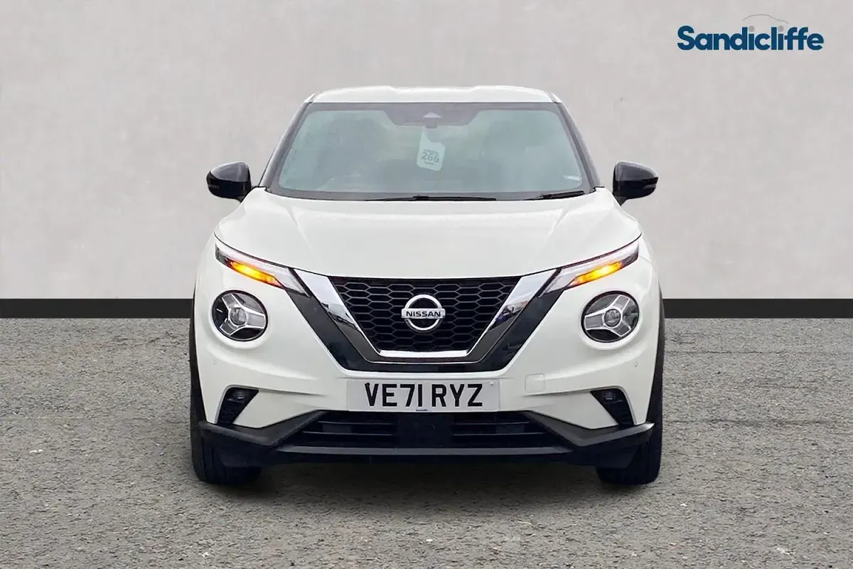 Used Nissan Juke Tekna 114 HP (83 kW) 2023 White SUV