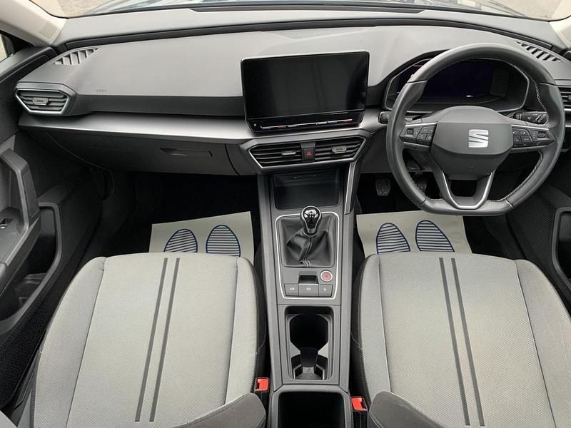 Used Seat Leon SE Dynamic 110 HP (80 kW) 2021 Grey Hatchback