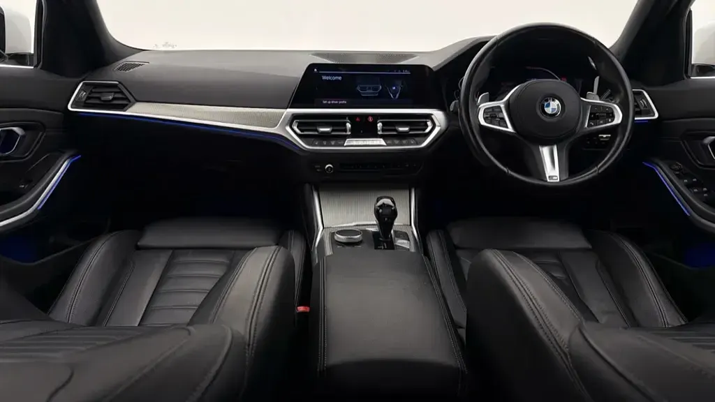Used BMW 320 M Sport 181 HP (133 kW) 2020 White Sedan