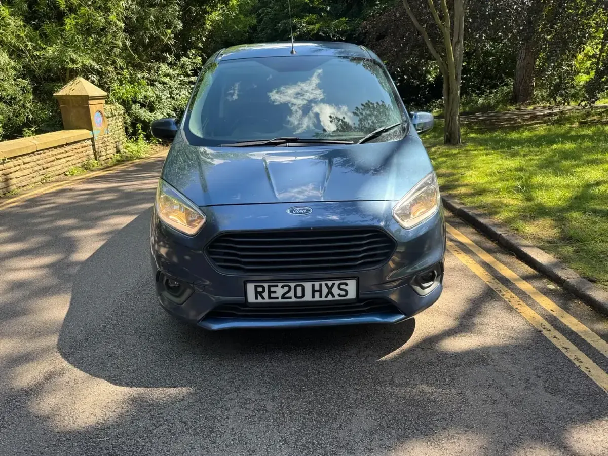 Used Ford Transit Limited 100 HP (73 kW) 2020 Blue Van