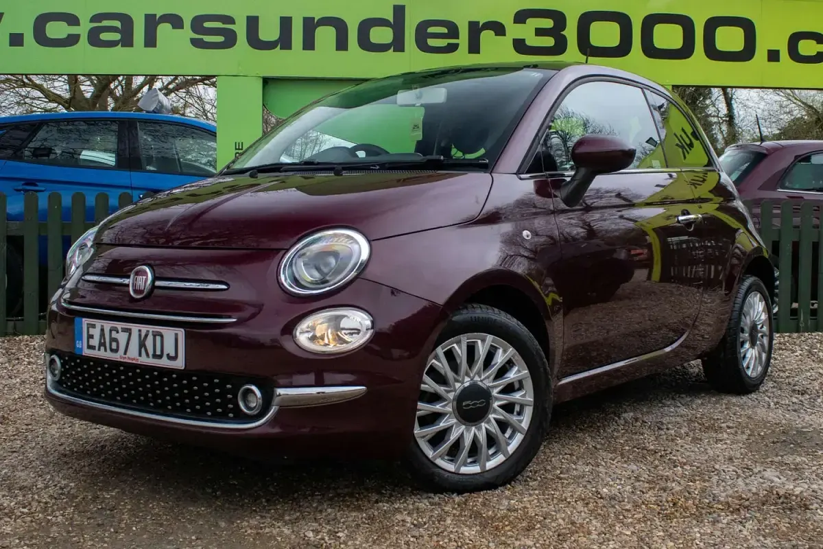 Used Fiat 500 Lounge 69 HP (50 kW) 2018 Red Hatchback