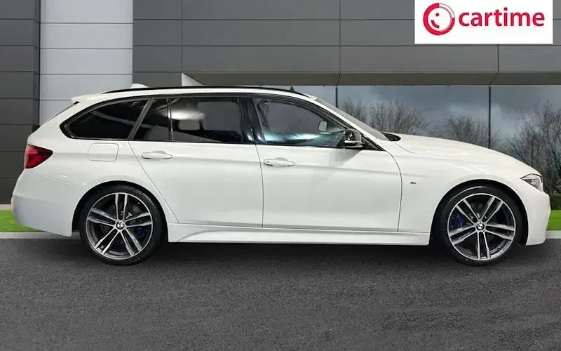 Used BMW 320 M Sport 190 HP (139 kW) 2019 White Estate