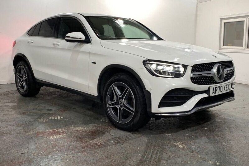 Used 2020 Mercedes E300 AMG line Coupe | £23,695 (Fair price) - Image 1/1