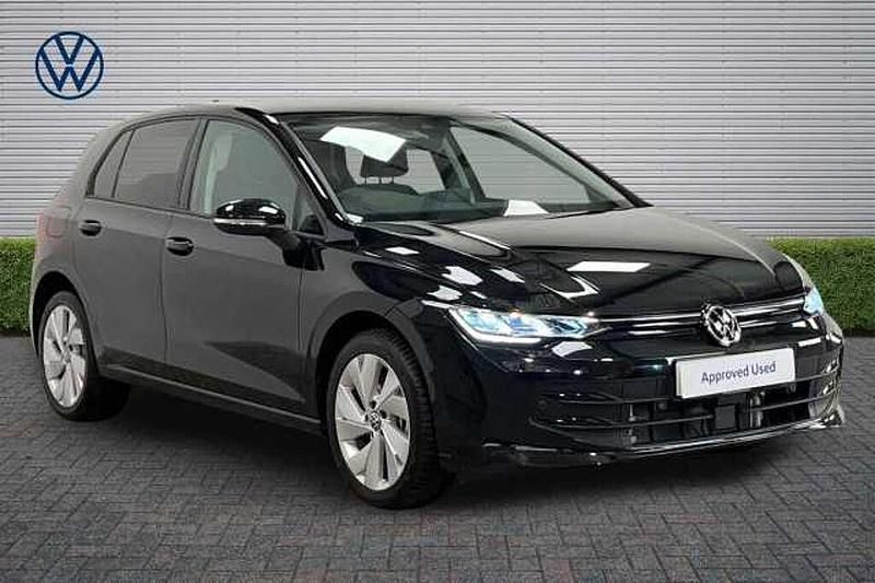 New VW Golf VIII 204 HP (150 kW) 2025