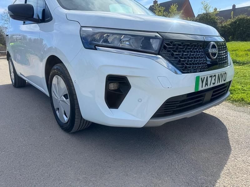 Used Nissan Townstar Tekna 89 kW (122 HP) 2023 White Van