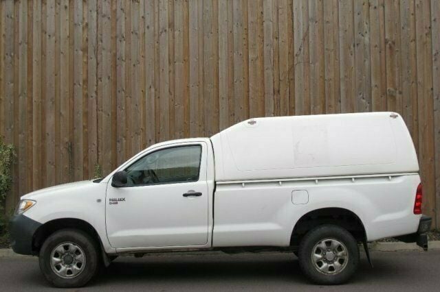Used 2005 Toyota HiLux Pickup | £5,250 (Fair price) - Image 1/4