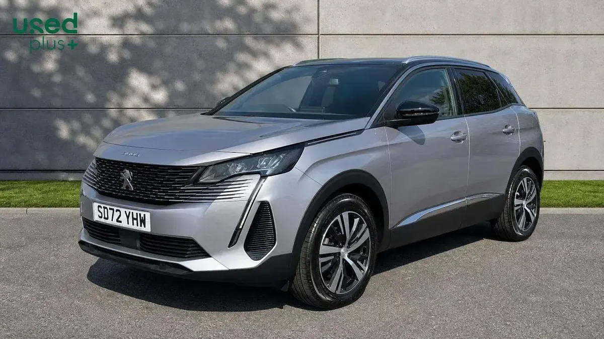 Used Peugeot 3008 Allure+ 131 HP (96 kW) 2022 Grey SUV