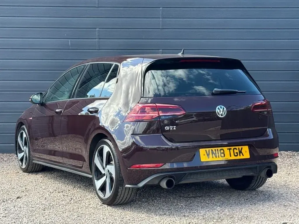 Używany VW Golf VII GTI 230 KM (169 kW) 2018 Czarny Hatchback