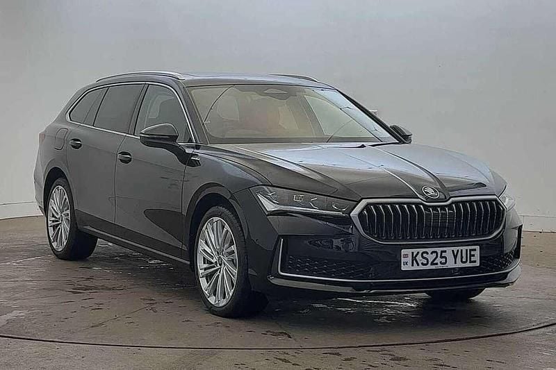 Midnight black metallic New 2025 Skoda Superb LAURIN & KLEMENT Estate | £38,700 (A bit pricey) - Image 1/4