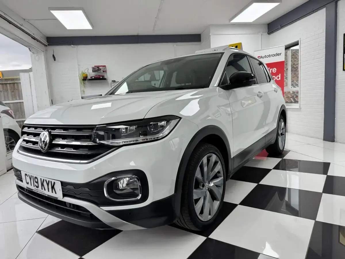 Used VW T-Cross Edition 115 HP (84 kW) 2019 White SUV