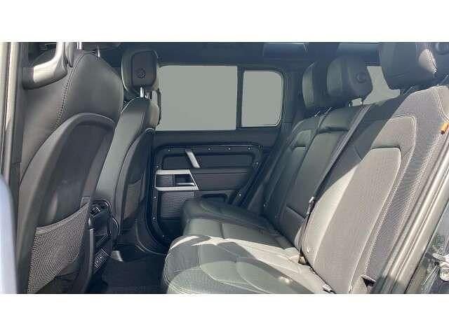 Used Land Rover Defender HSE Dynamic 300 HP (220 kW) 2023 Black SUV