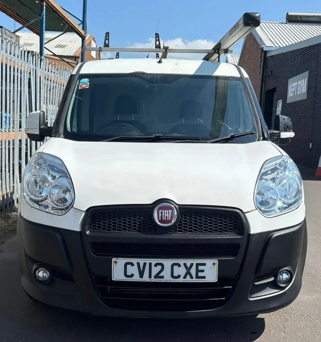 Używany Fiat Doblò 2012 Biały Minivan