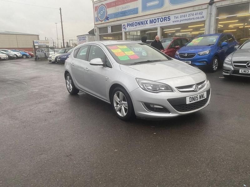 Used Vauxhall Astra SRi 2015 Silver Hatchback