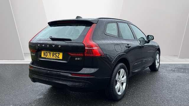Used Volvo XC60 Momentum 247 HP (181 kW) 2022 SUV